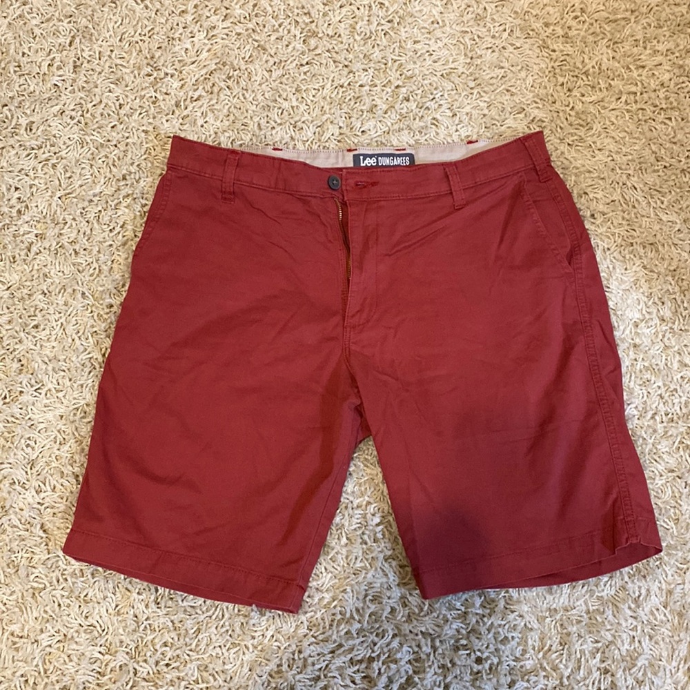 Lee Dungarees men’s shorts - great condition! Size 34